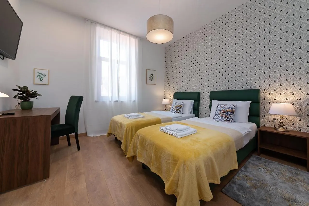 Aurora Rooms B&B Pula