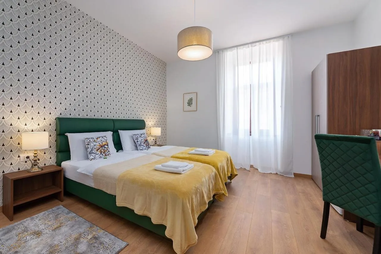 Aurora Rooms B&B Pula