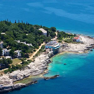 4* Resort Arena Verudela Beach